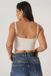 Top Corto Con Argolla Slim Fit Dama