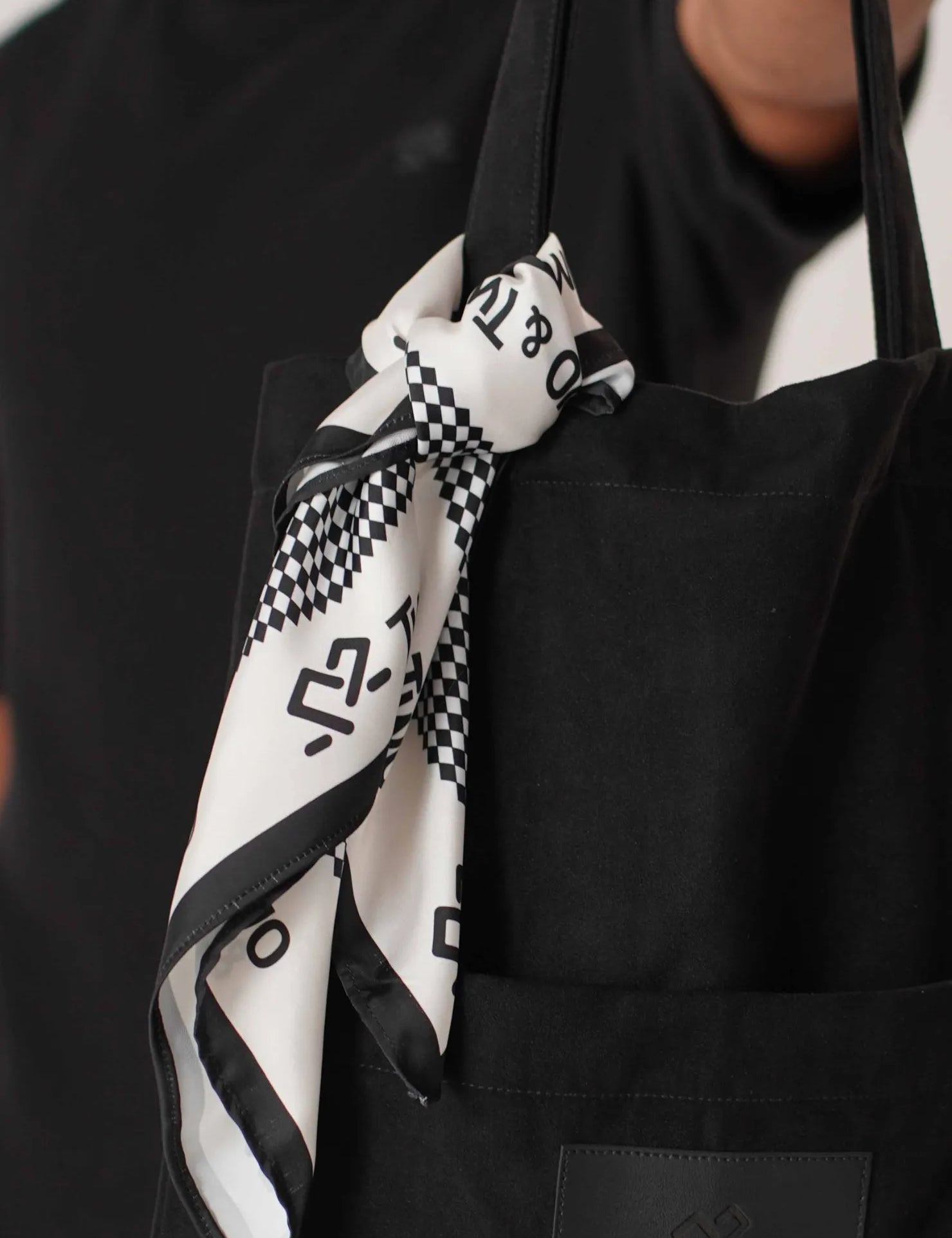 BANDANAS TWO AND TWO