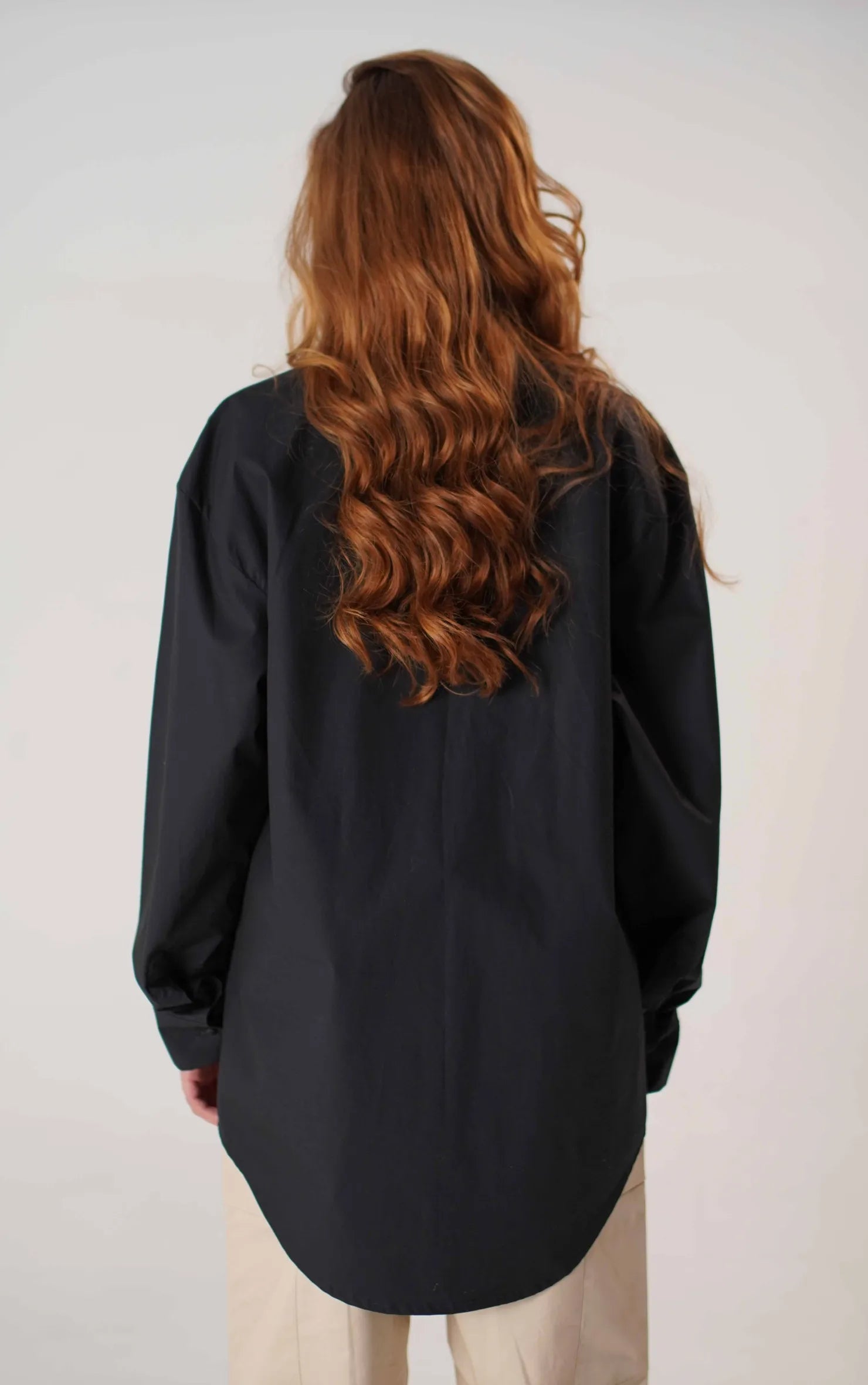 CAMISA_OVERSIZED_UNISEX_MUJER