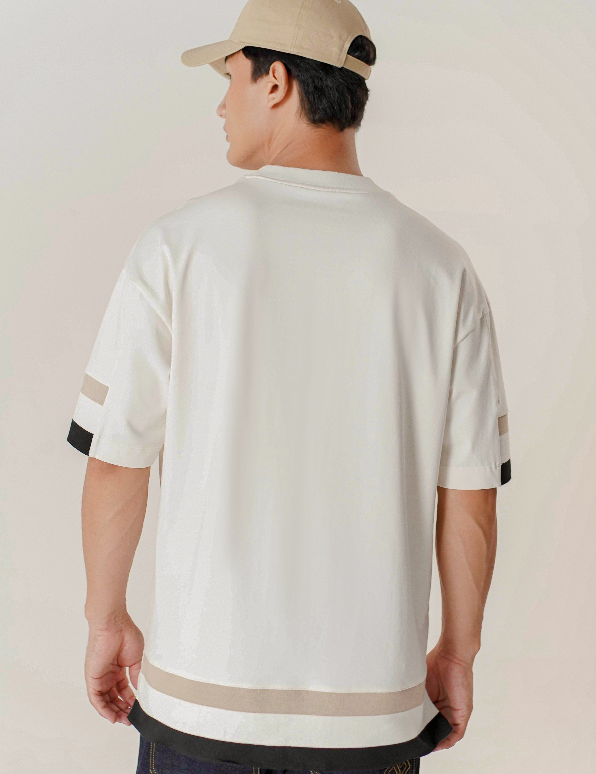 CONTRAST T-SHIRT OVERSIZE HOMBRE