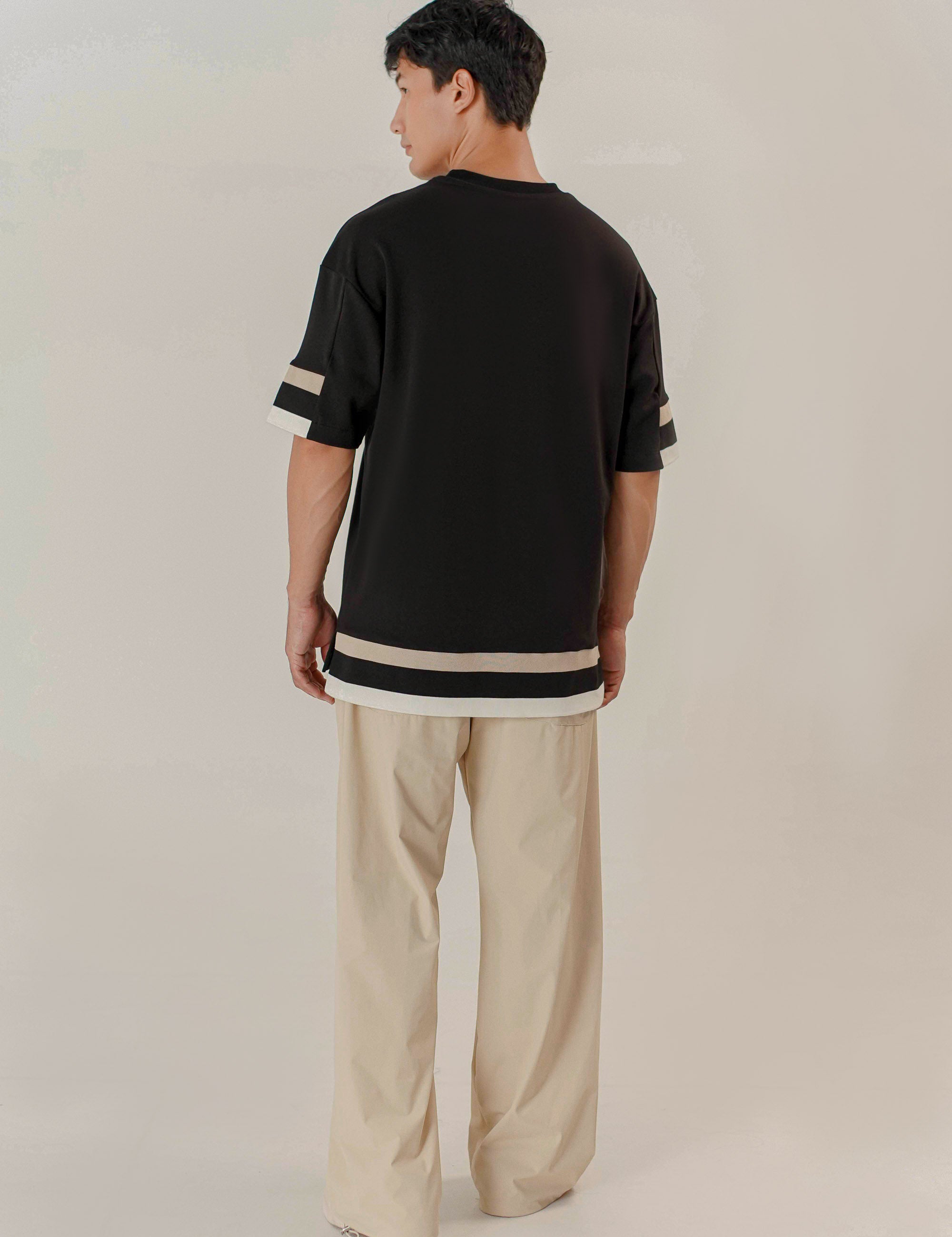 CONTRAST T-SHIRT OVERSIZE HOMBRE