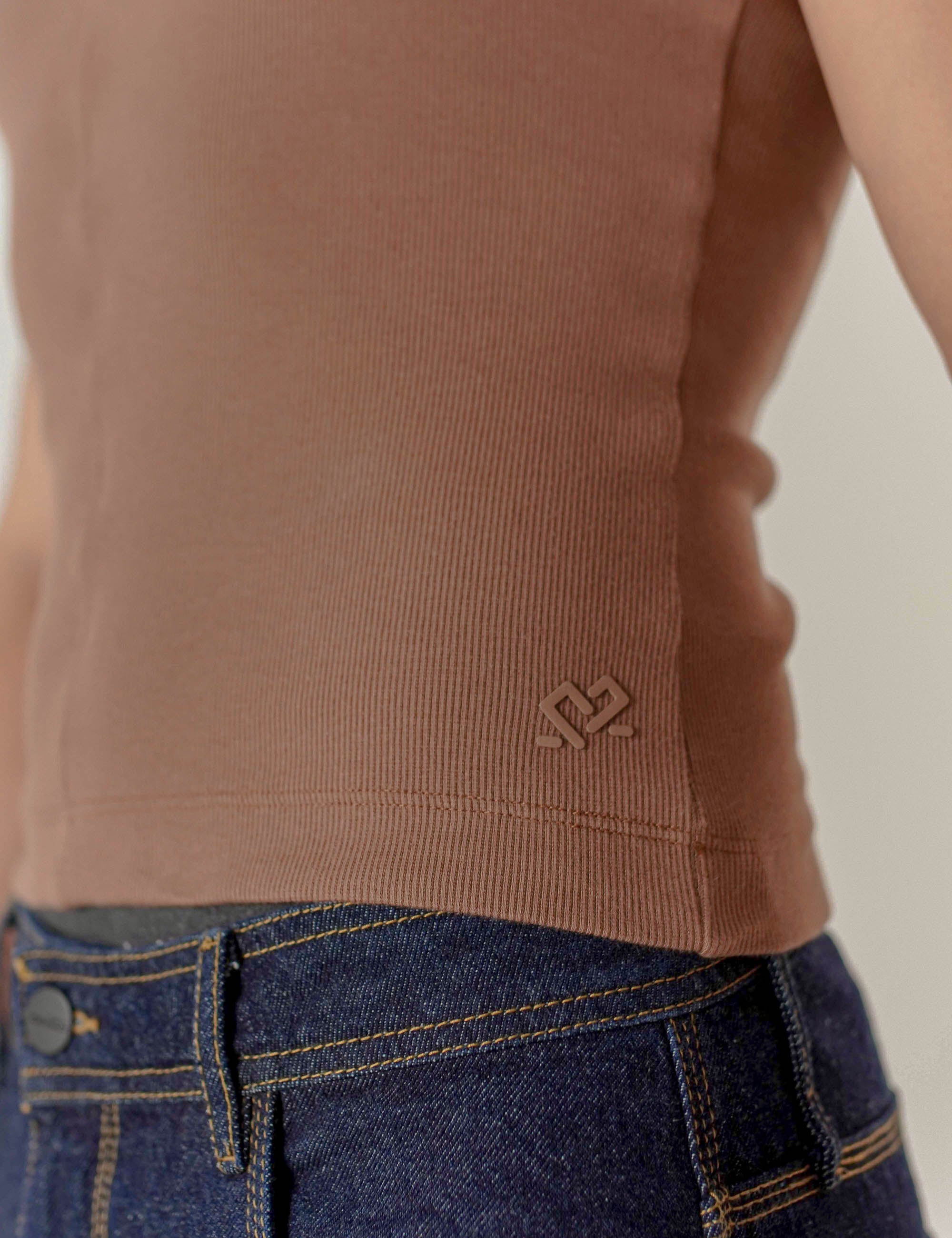 TOP MANGA SISA SLIM FIT UNISEX 