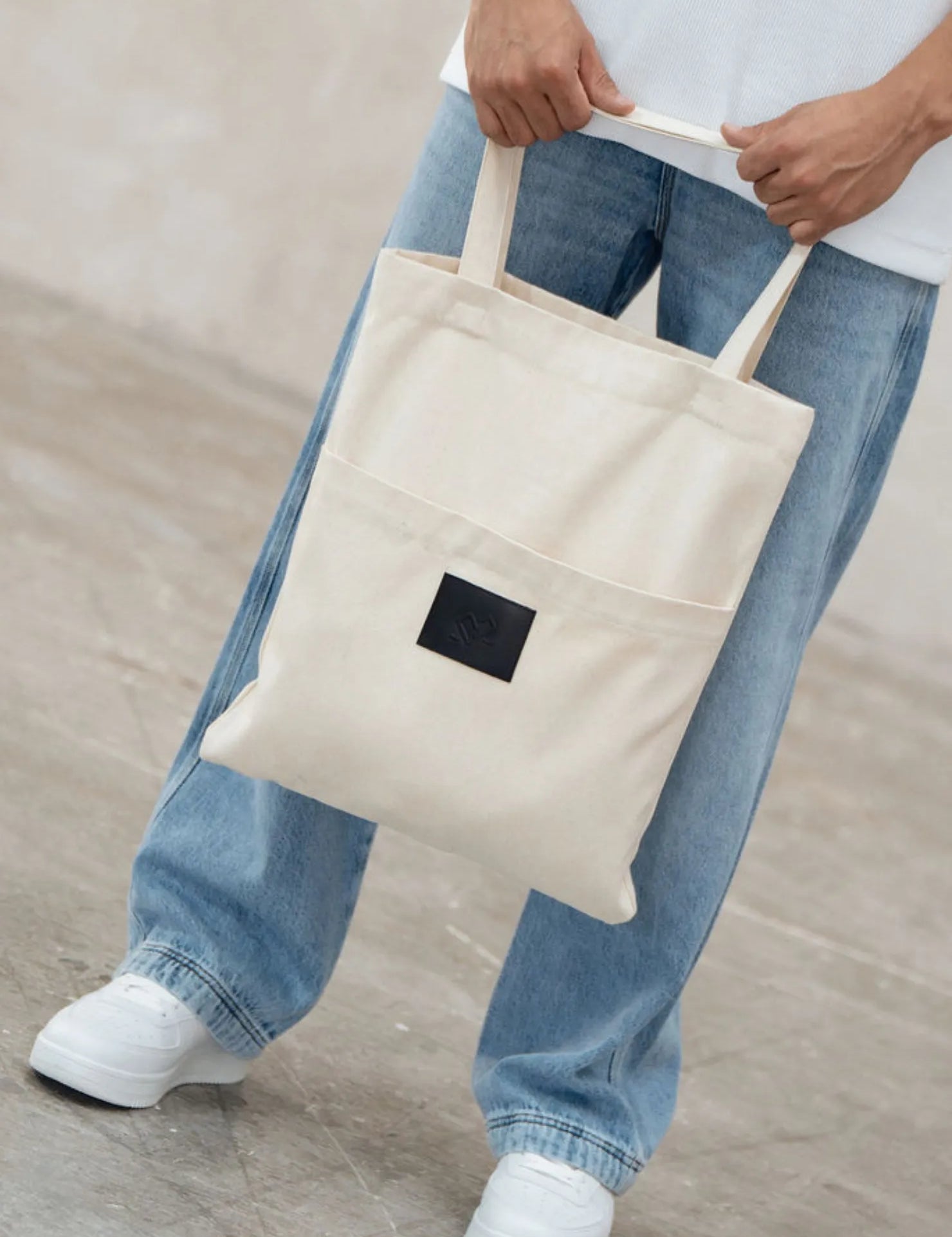 TOTEBAG_2__11zon.webp